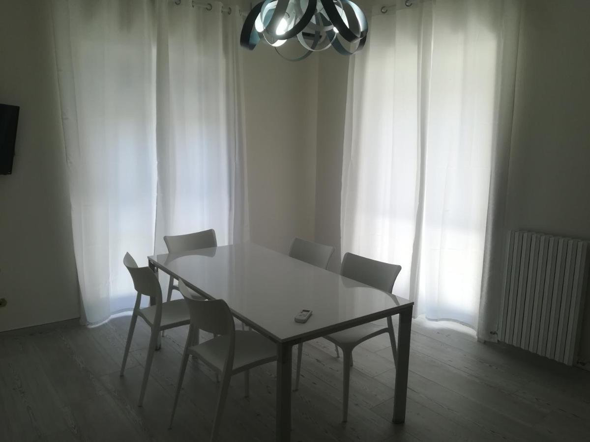 Home Mazzei Piazza Bilotti Cosenza Zimmer foto